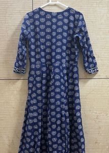 Blue Printed Cotton Dress Size medium