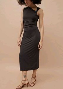 GINGER LIFESTYLE Black One-Shoulder Bodycon Dress