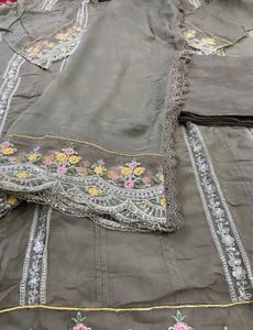 Pakistani Suit