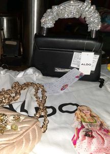 Reserved - Christmas presents 3