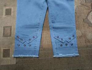 C@15 Size-30 Slim Capri