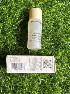 Mac Hyper Real Fresh Canvas Cleansing Oil