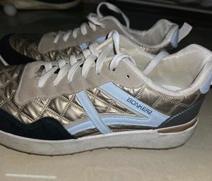 Bonkerz Stylish Sneakers [Almost New]