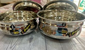 New Stainless Steel Serving/Storage Bowls (Setof2)