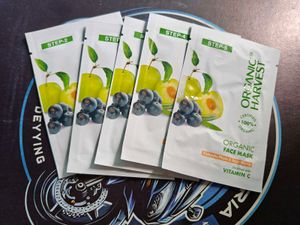 Organic Harvest Brightening Facial Kit