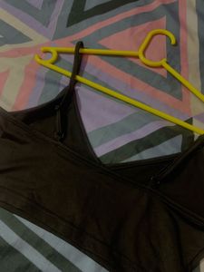 Shein Black V-Neck Crop Top