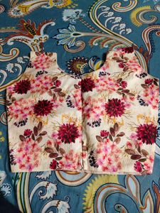 Sleevless Stitch Blouse