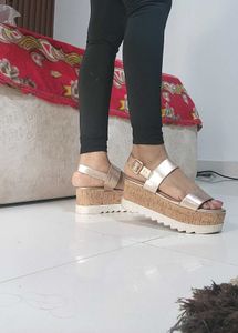 Steve madden gold Platform Sandals