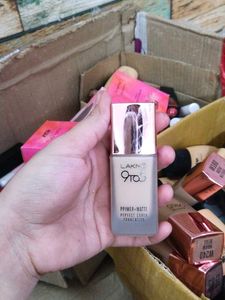Lakme 9to5 Foundation
