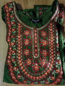 Green Colour Women's Kurtha