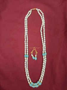 Elegant Pearl Necklace Set
