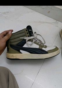 Puma High-Top Sneakers