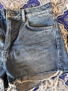 H&amp;M shorts