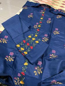 Floral Embroidered Kurta Set