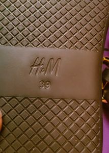 New H&amp;M Trendy Flats For Outwear