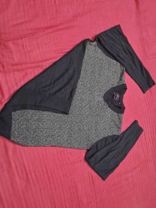 Men&#39;s Long Sleeve V-Neck Sweater