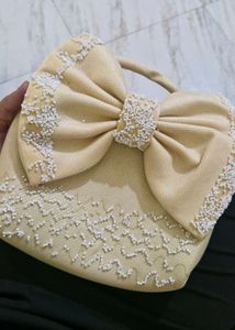 Bow Elegant Clutch