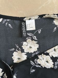V Neck Crop Blouse