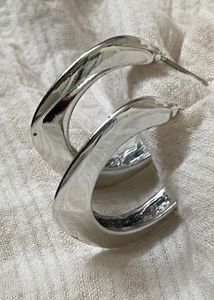 ZUDIO SILVER HOOPS