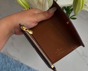 LOUIS VUITTON VICTORINE WALLET