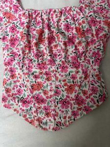 Floral top