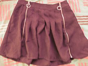 Black Pleated Kpop Skirt