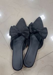 Bow Detail Pointed Mules