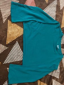H&amp;M Green Cropped Top