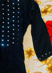 Black Kurti