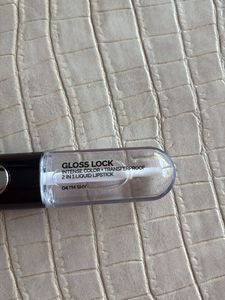 Staze 2-in-1 Liquid Lipstick Shade 04 I’m shy