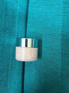 Clinique 100 Hour Moisture Surge