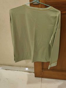 Cute Graphic Print Top