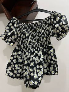 Daisy Print Smocked Top