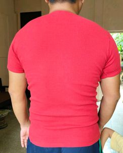 Vintage Levi&#39;s Red Henley T-Shirt