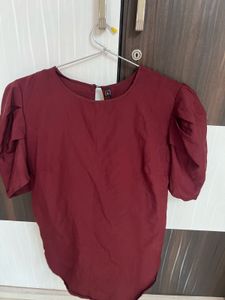 Chic Maroon Puff Sleeve Top