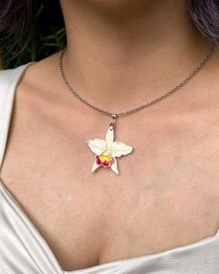 Orchid Necklace