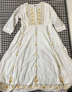 Elegant White &amp; Yellow Kurta Set