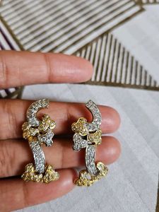 Pendant And Earrings Set
