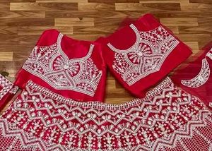 Catalog Name:*Aakarsha Petite Women Lehenga*Topwea