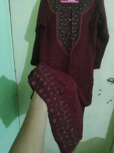 Simple Maroon Ladies Kurti L-40 inch