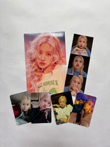 BLACKPINK Rose Photocards (Bias pack)