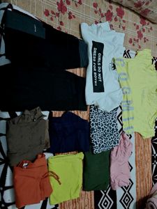Women's Clothing Bundles 9 tops ,2 black tights