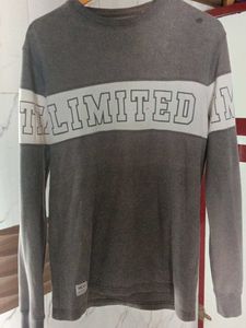 Gray Graphic Print T-Shirt