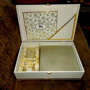 Elegant New Jewellery Box