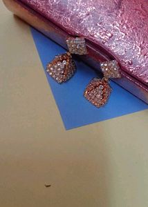 Sparkling Gold Earrings✨🥰🥰