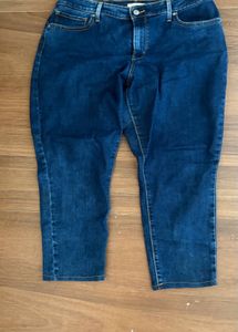 LEVIS Dark Wash Denim Jeans