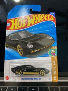 Hot Wheels '71 Lamborghini Miura
