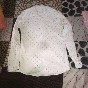 Ruggito White Shirt with black spots Design