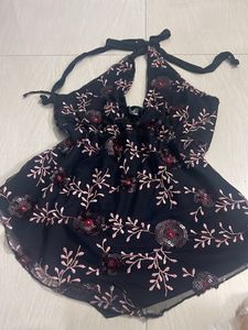 Halter Neck Backless Top🎀