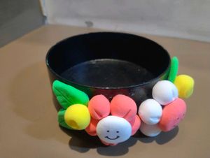 Cute Smiley Flower Desk Organizer or trinket tray